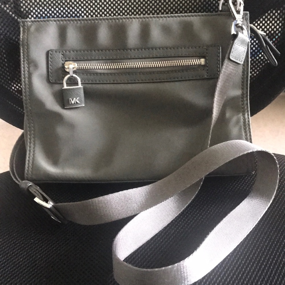Michael Kors cross body